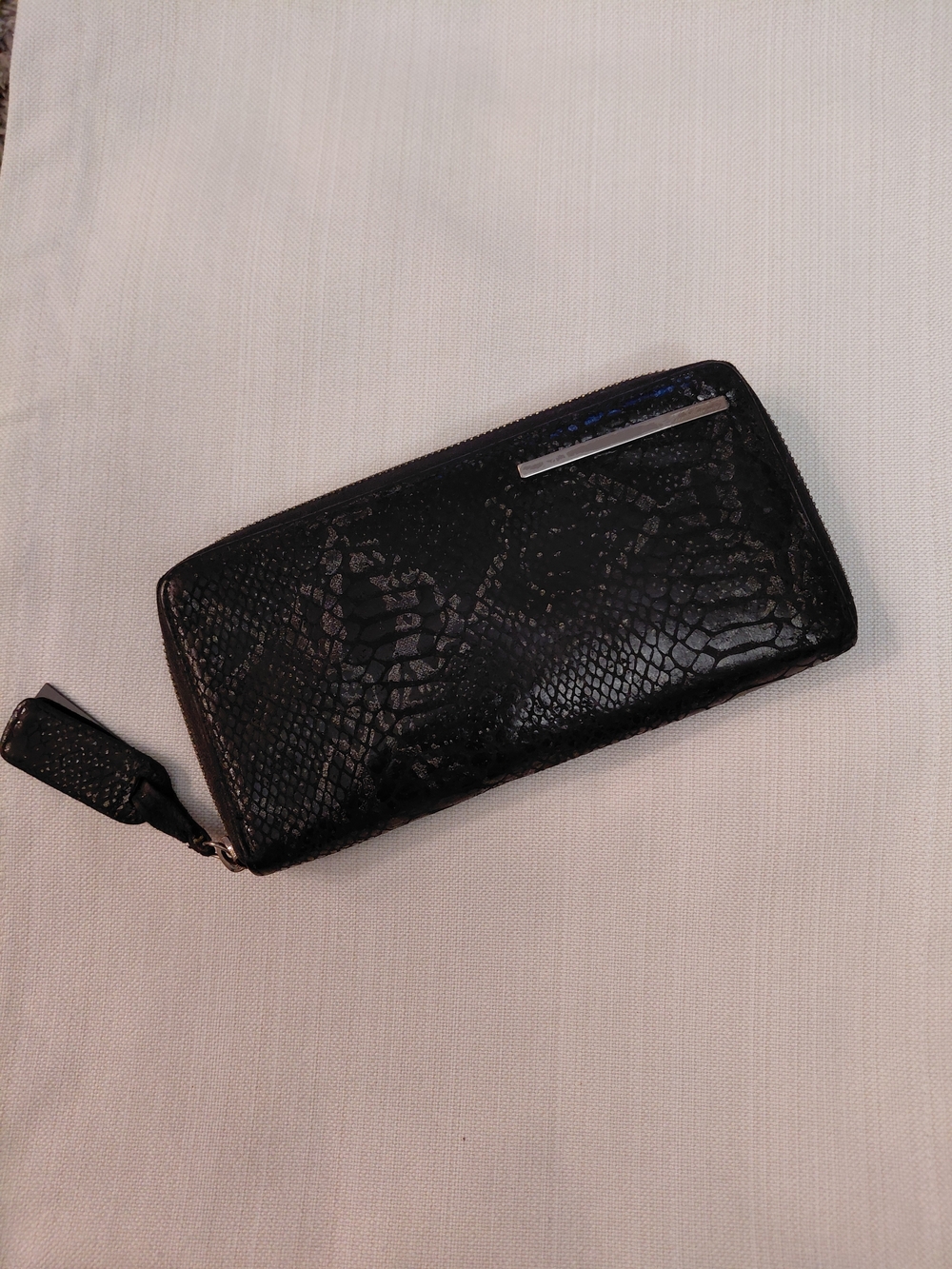 Kenneth Cole Black Faux-Snake Zip Wallet - Women